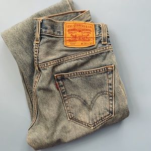 The original Mom Jean  Levi’s 505 size 28